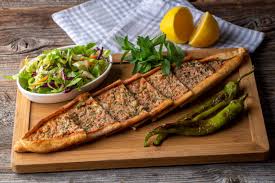 Kıymalı Pide